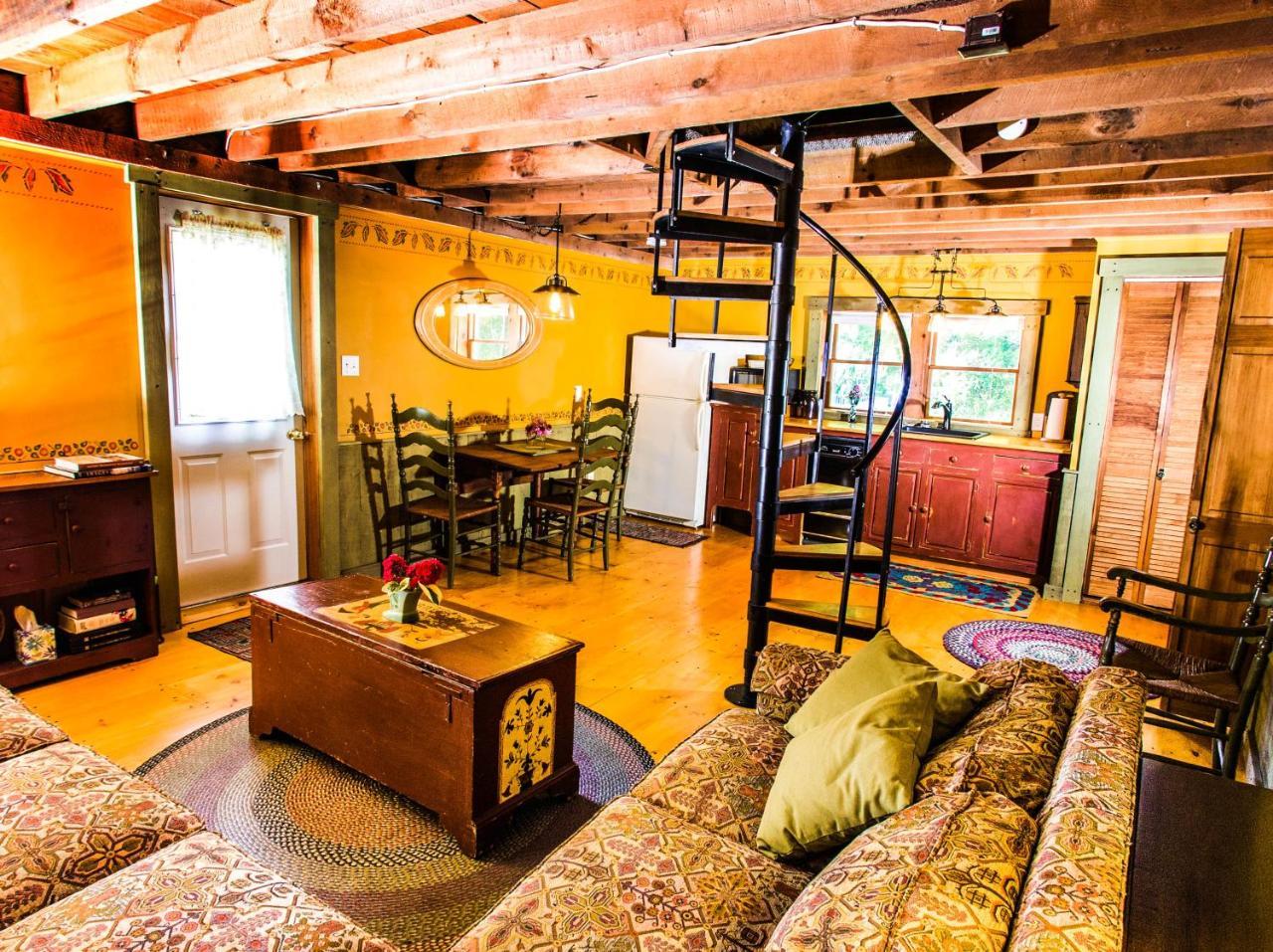 The Nutmeg Inn 메레디스 외부 사진
