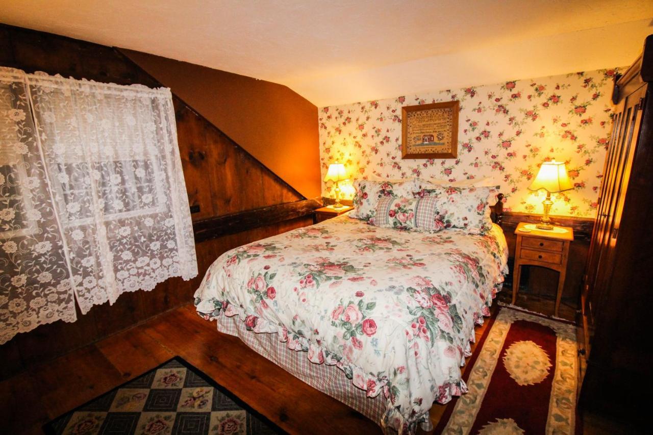 The Nutmeg Inn 메레디스 외부 사진