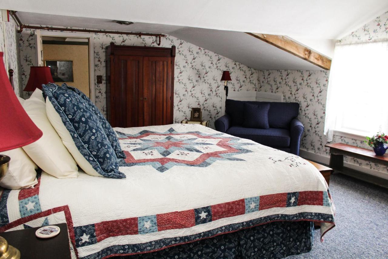 The Nutmeg Inn 메레디스 외부 사진